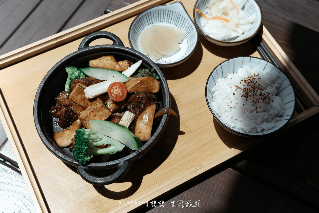 海邊灶咖餐點