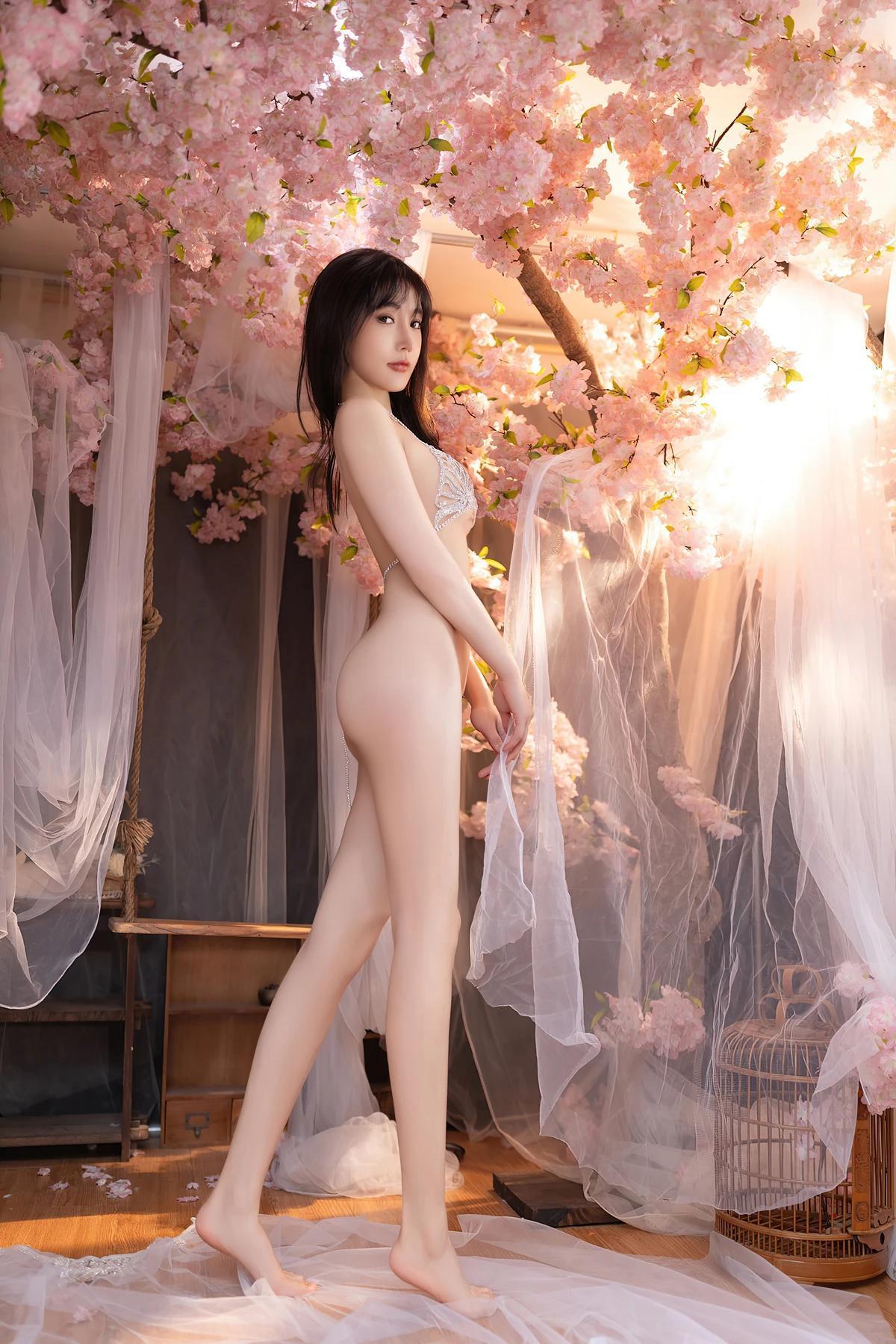 XiuRen秀人网 No.8807 陆萱萱LuXuanXuan(76)