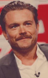 Clayne Crawford - Page 2 JaSn5BzU_o