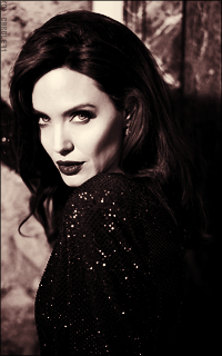 Angelina Jolie BtkBgIOO_o