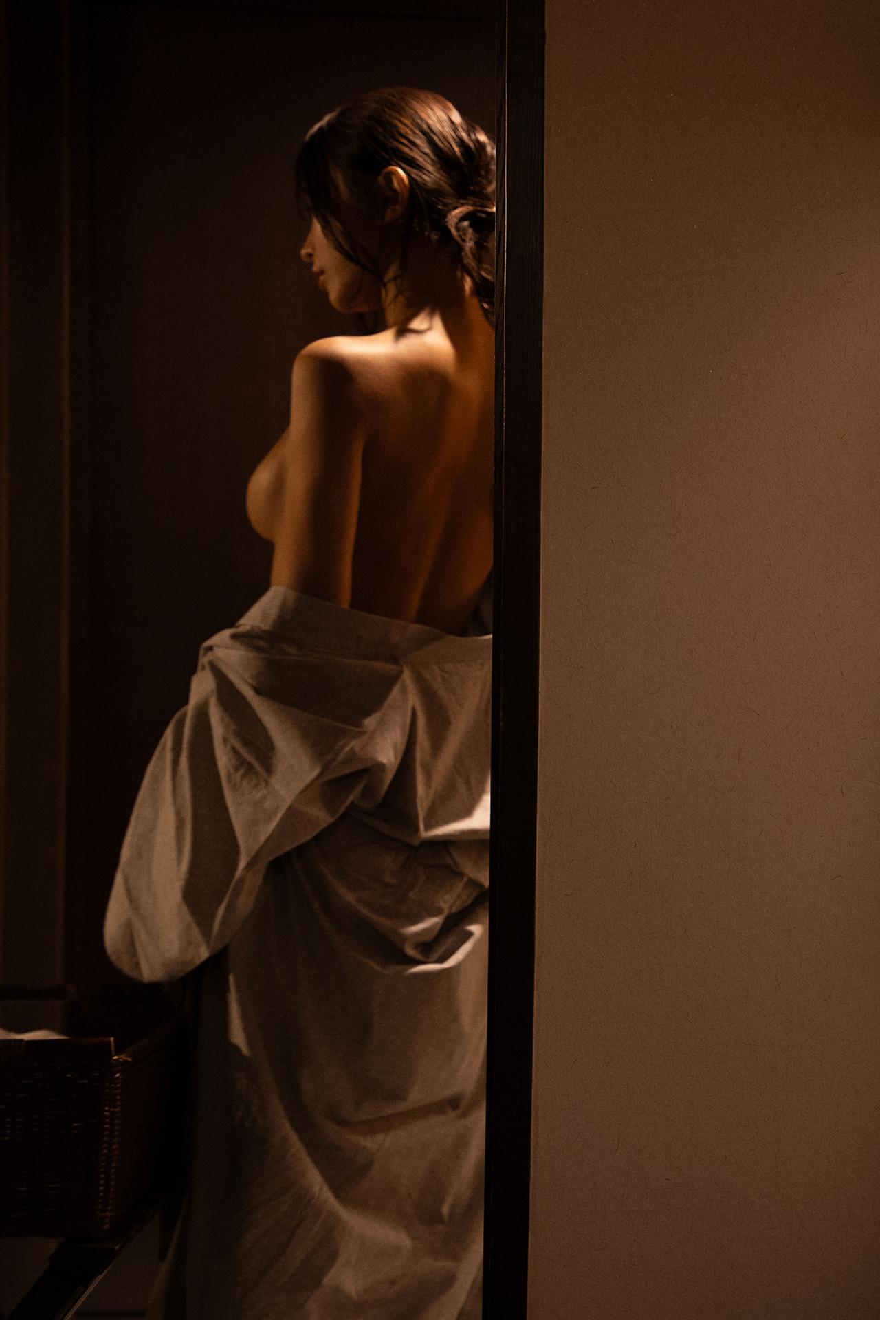 Ikumi いくみ, デジタル写真集 『MITSU』 Set.02(11)
