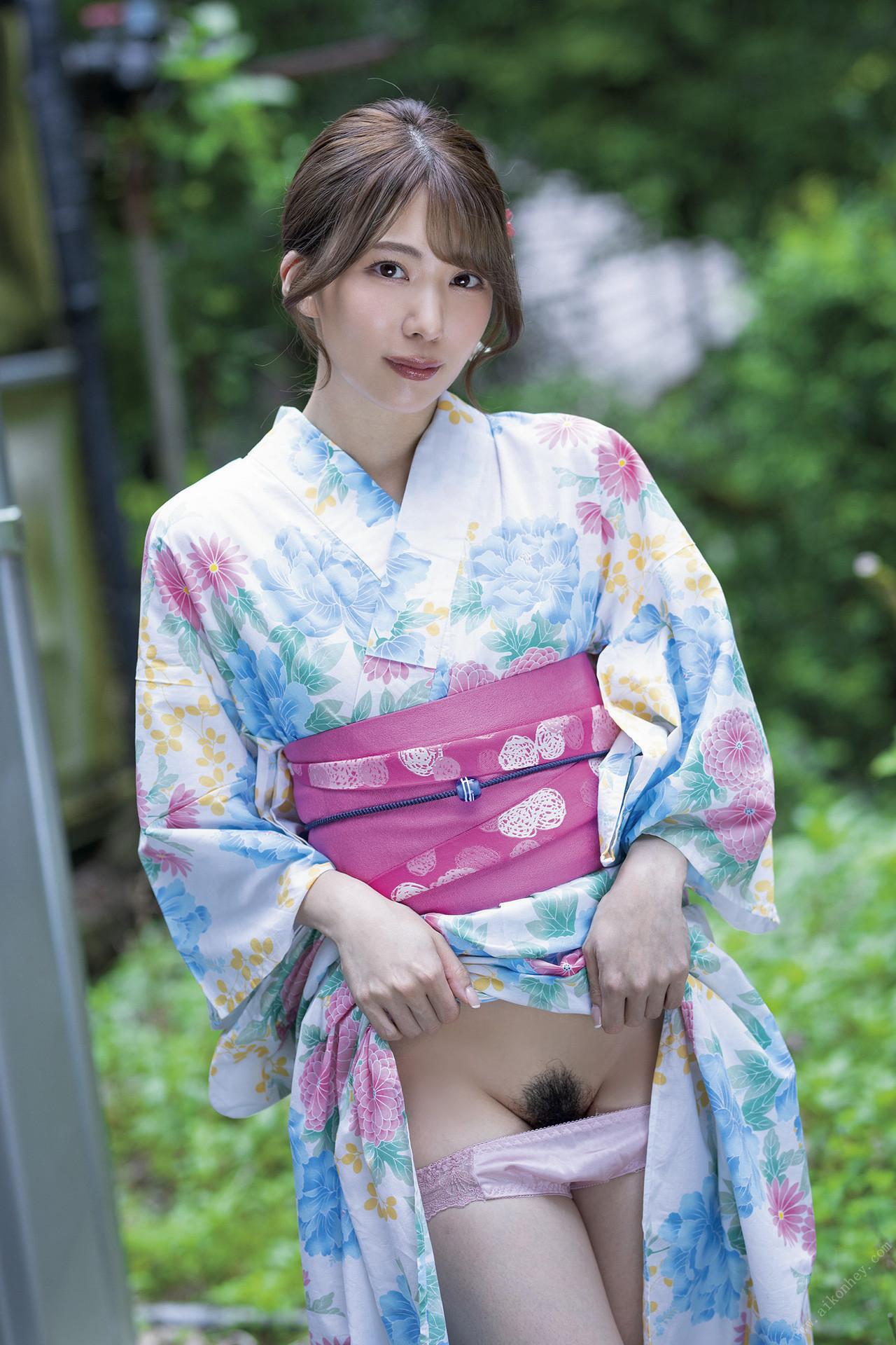 Aika Yamagishi 山岸逢花, 週刊大衆デジタル写真集 NUDE：23 ヘアヌード写真集 「百花」 Set.04(2)