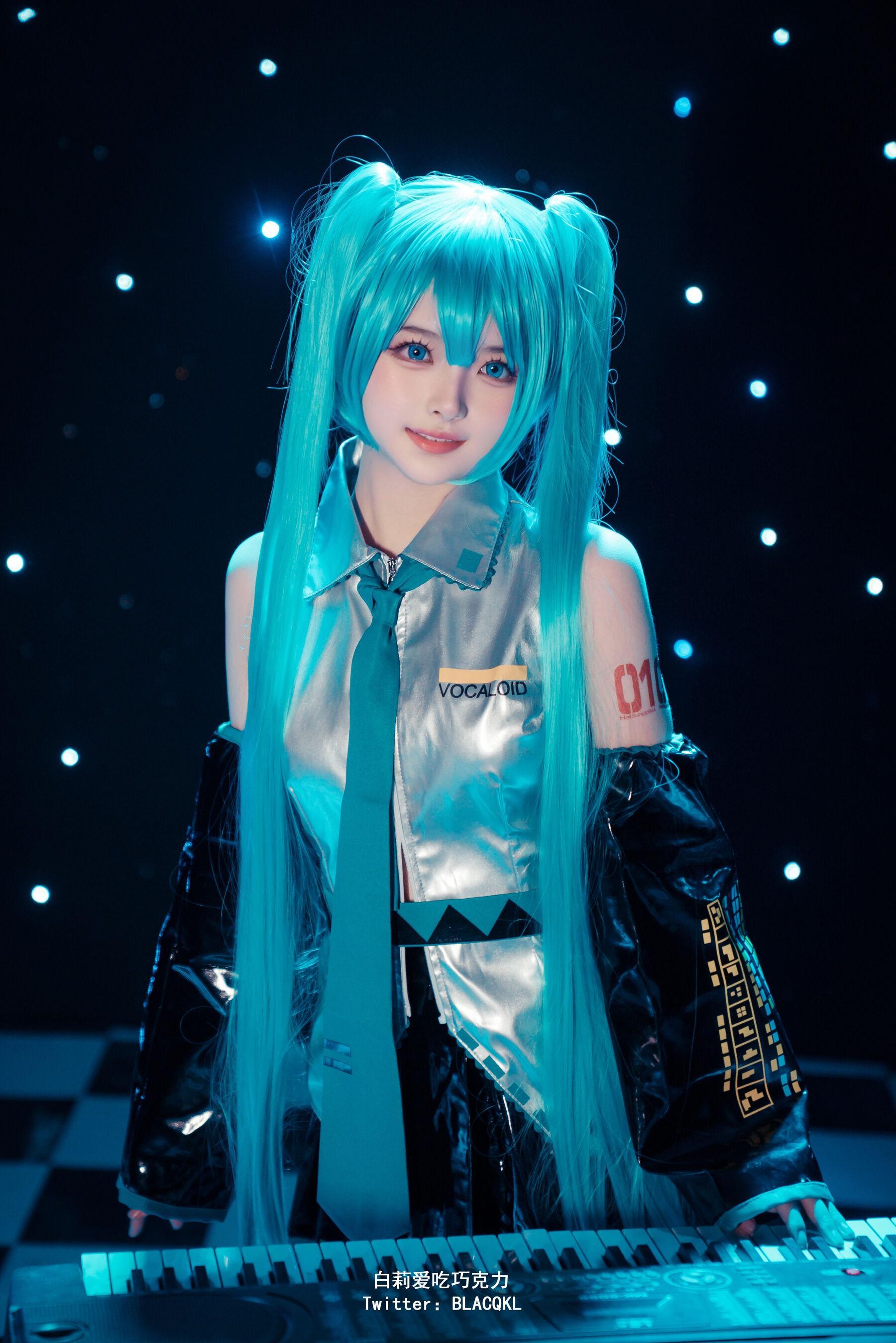 国模人体 白莉爱吃巧克力《未来初音 Miku》(4)