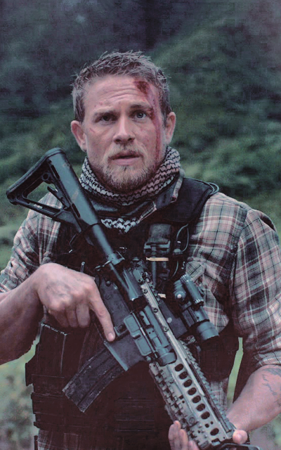 Charlie Hunnam - Page 2 4bNyJJOJ_o