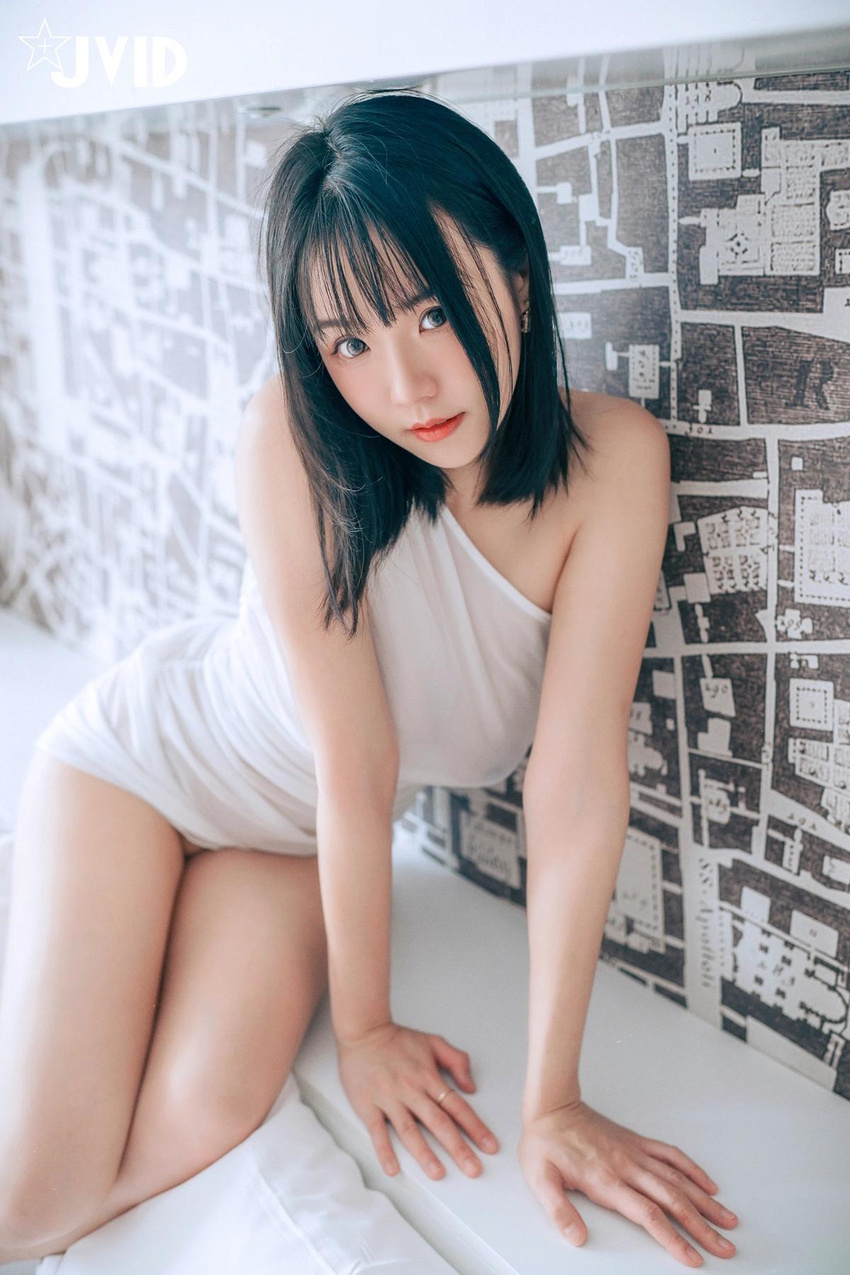 JVID Angela寶7 – 豪乳情婦の不倫旅行－寶七🫦跪舔肉棒的色色拜金萌妹🔥靈巧的舌頭舔來舔去😈 Set.03(8)