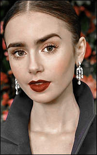 Lily Collins