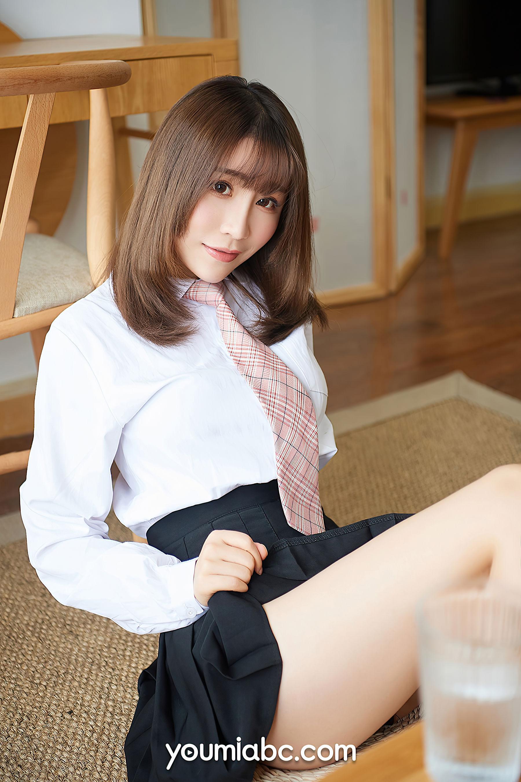 [尤蜜YouMiabc] 绯月樱-Cherry – 学生妹の制服诱惑(13)