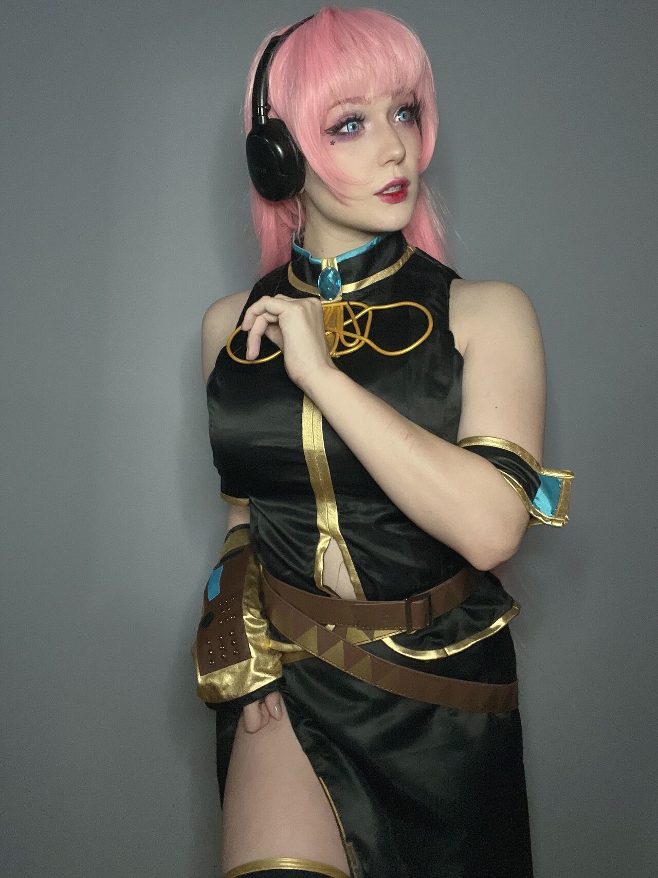 Satin Stars - Luka Megurine