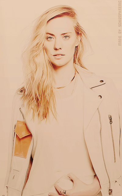 Deborah Ann Woll 5NXQtOjz_o