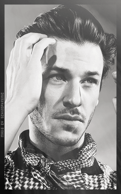 Gaspard Ulliel ZEBMo4p9_o