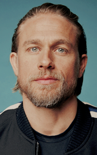 Charlie Hunnam IMA0XyHH_o