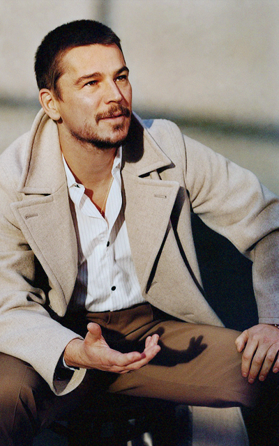  Josh Hartnett OvWjab12_o