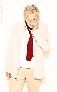 Ian McKellen IJOFVMlU_o