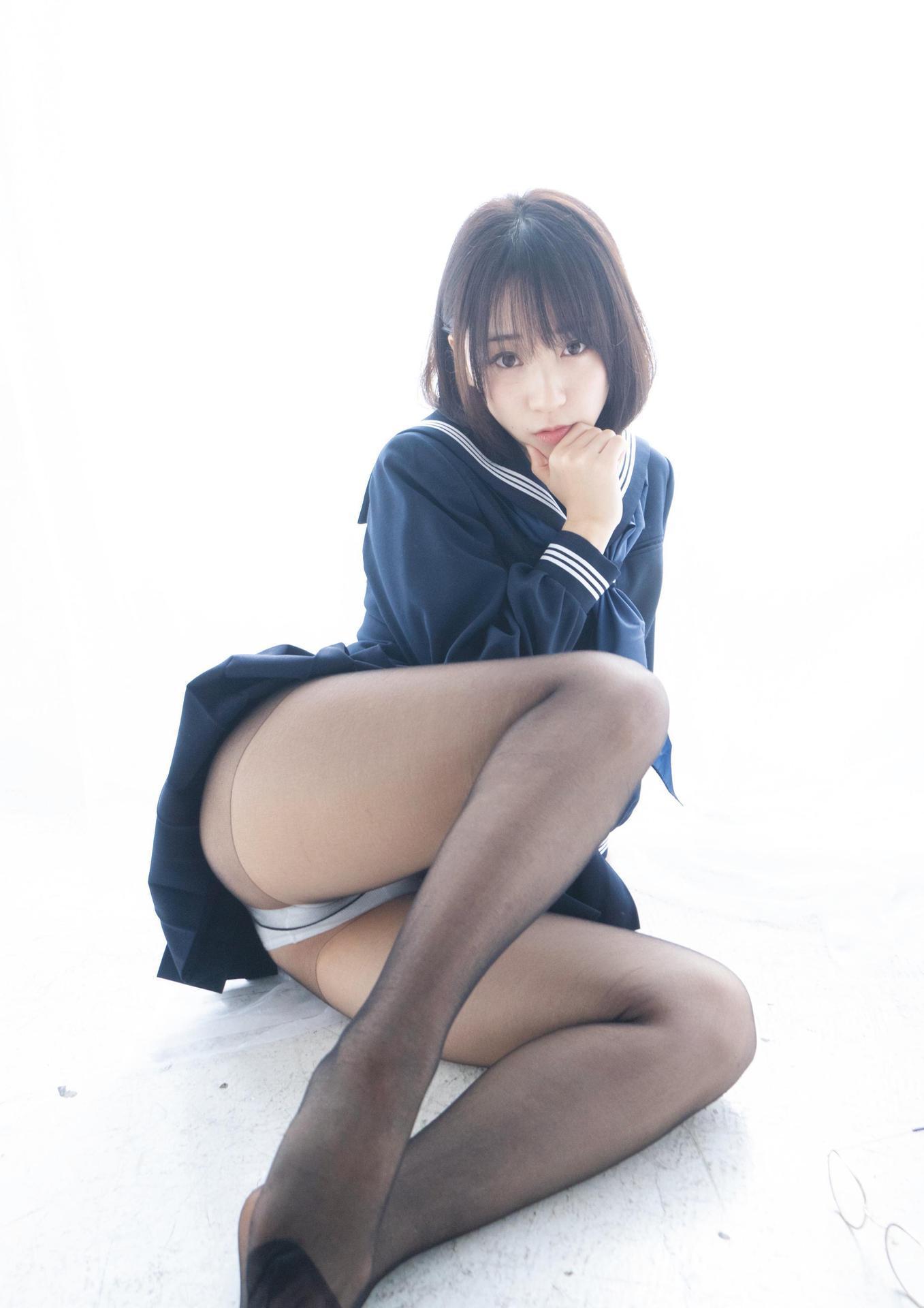 Moe Iori 伊織もえ, 写真集 1億3000万人の黒タイツ星人！黒だ白だ正義だ悪だ関係ないッ！！パンツが正義を守るお♥ Set 02(14)