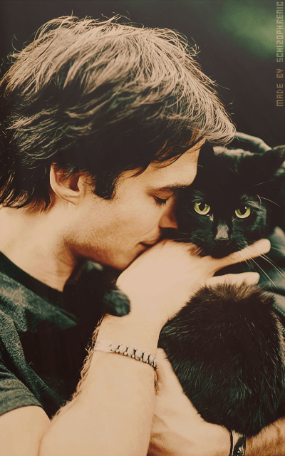 Ian Somerhalder RIi0tDBj_o