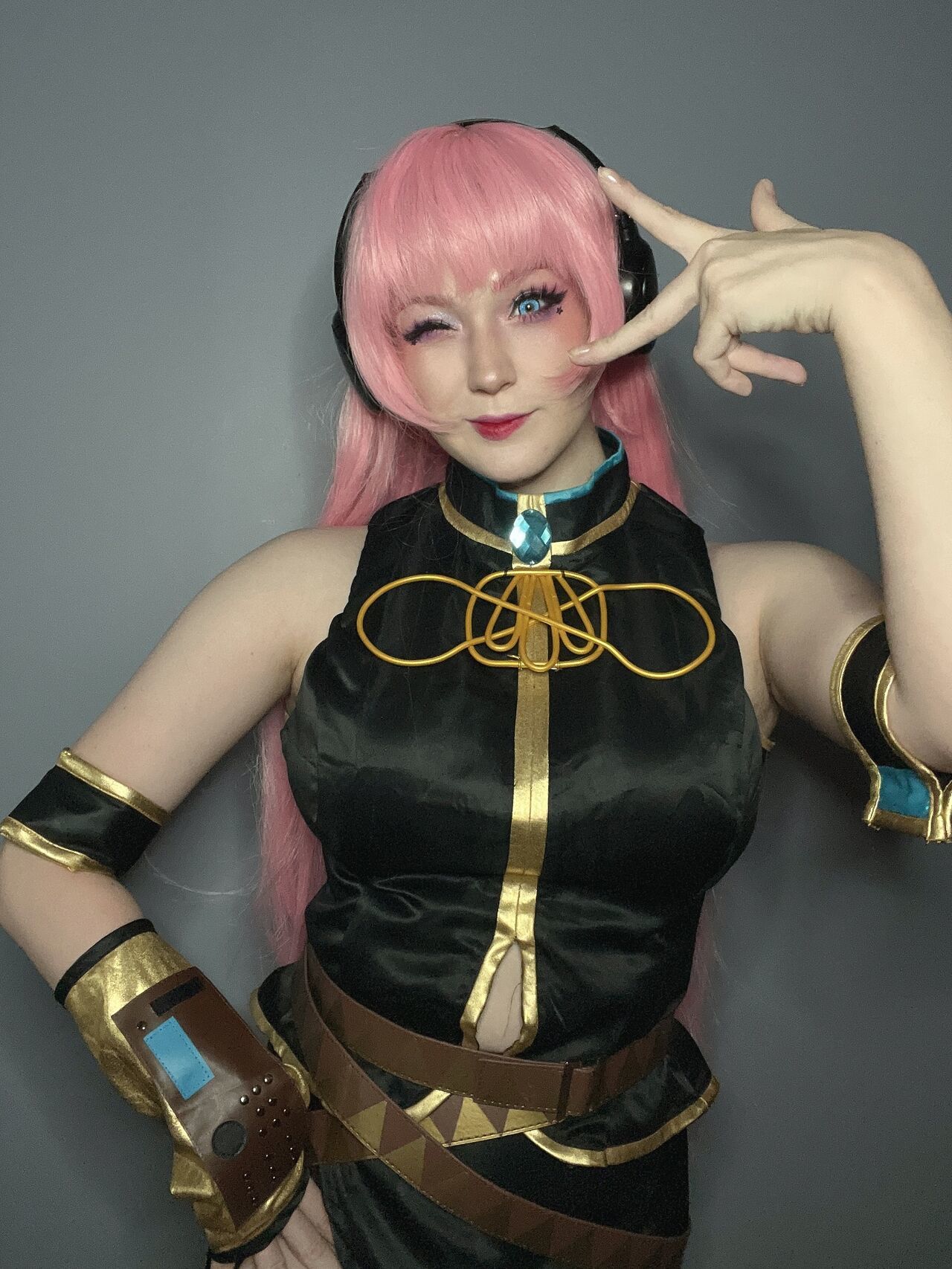 Satin Stars - Luka Megurine