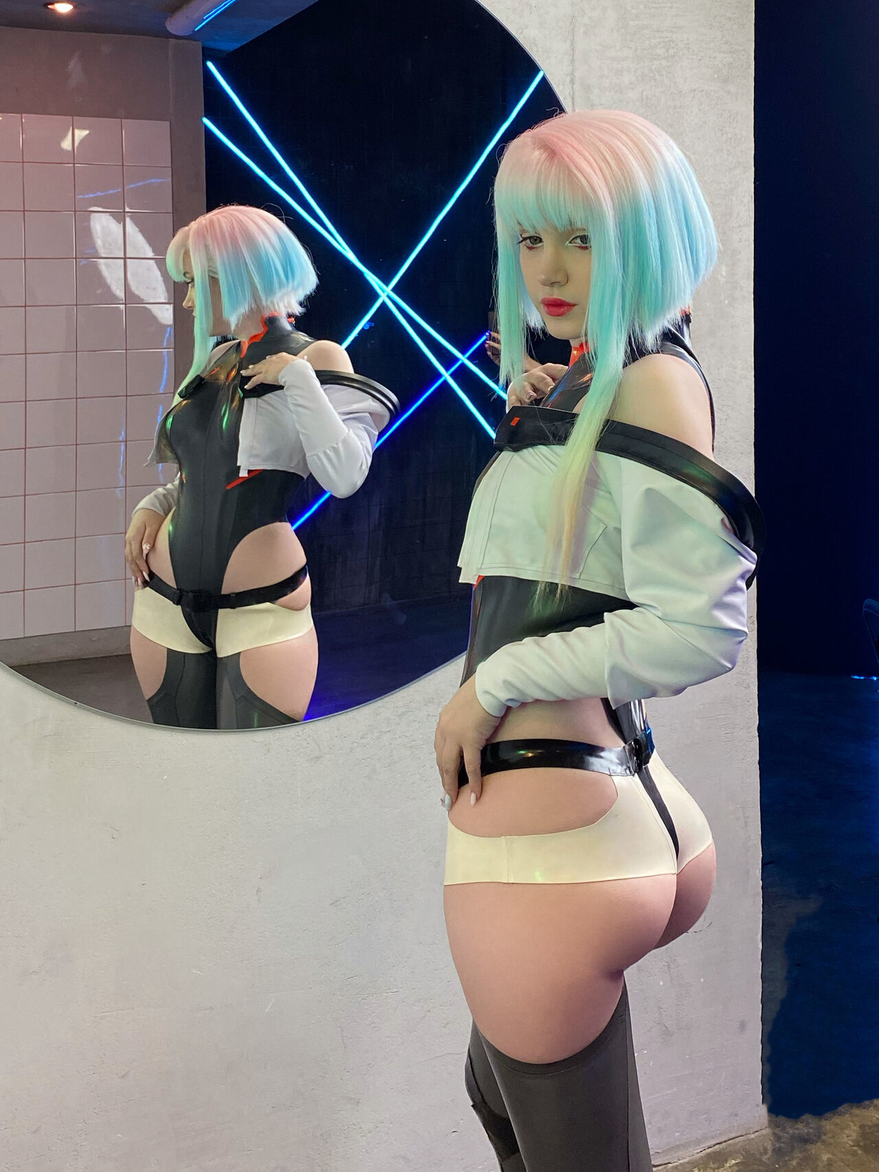 Ulichan - Lucy