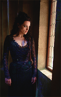 Katie McGrath EjHq4YDb_o