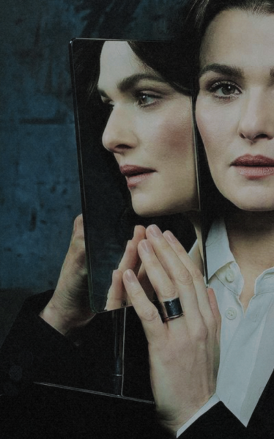 Rachel Weisz KM8GRPwD_o