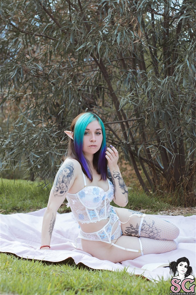 Reikaa Suicide, Call Me Your Nymph
