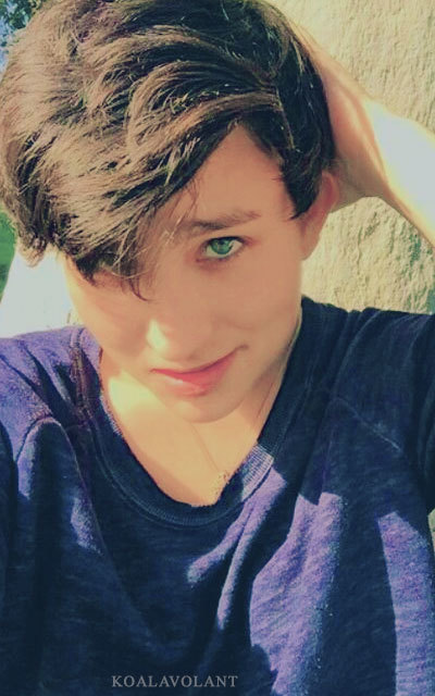 Bex Taylor-Klaus Avatars 200*320