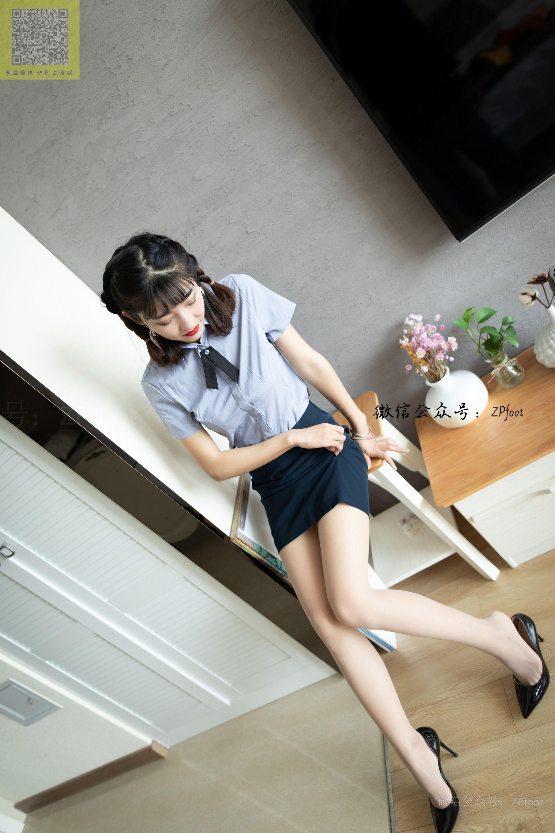 [山茶摄影LSS] NO.130 小雪 – 丝袜正装(7)