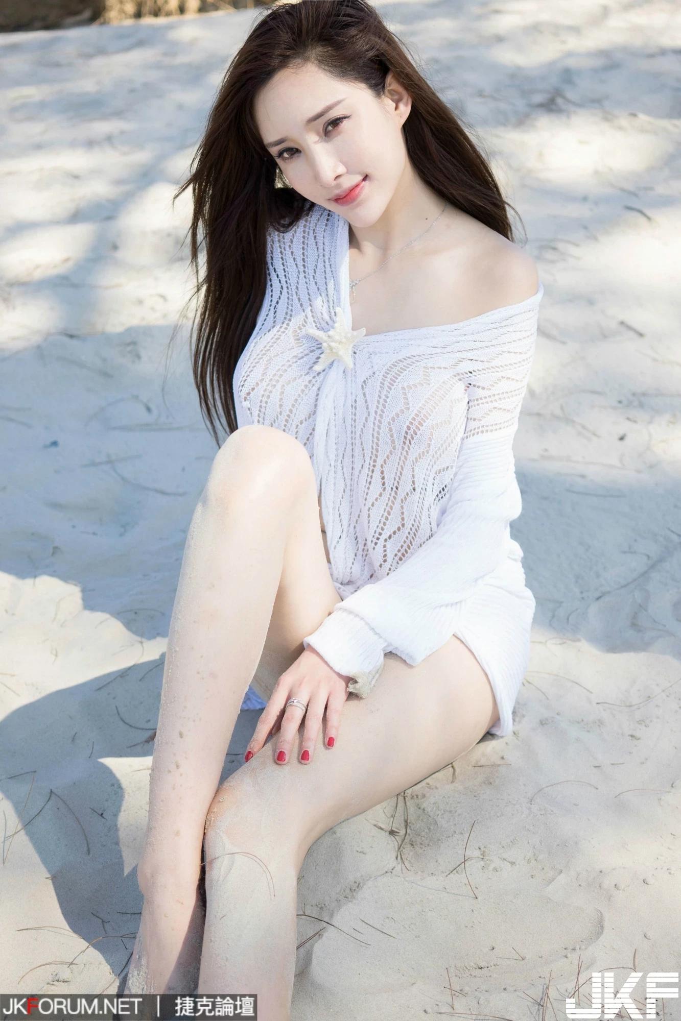 白皙美女周妍希人体艺术写真套图 - 2(6)