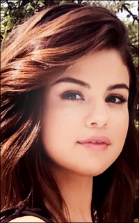 Selena Gomez P4gctx0Z_o