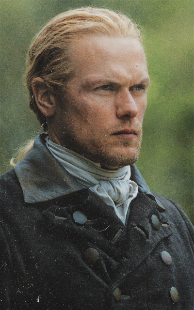 Sam Heughan AJd8iuZ1_o