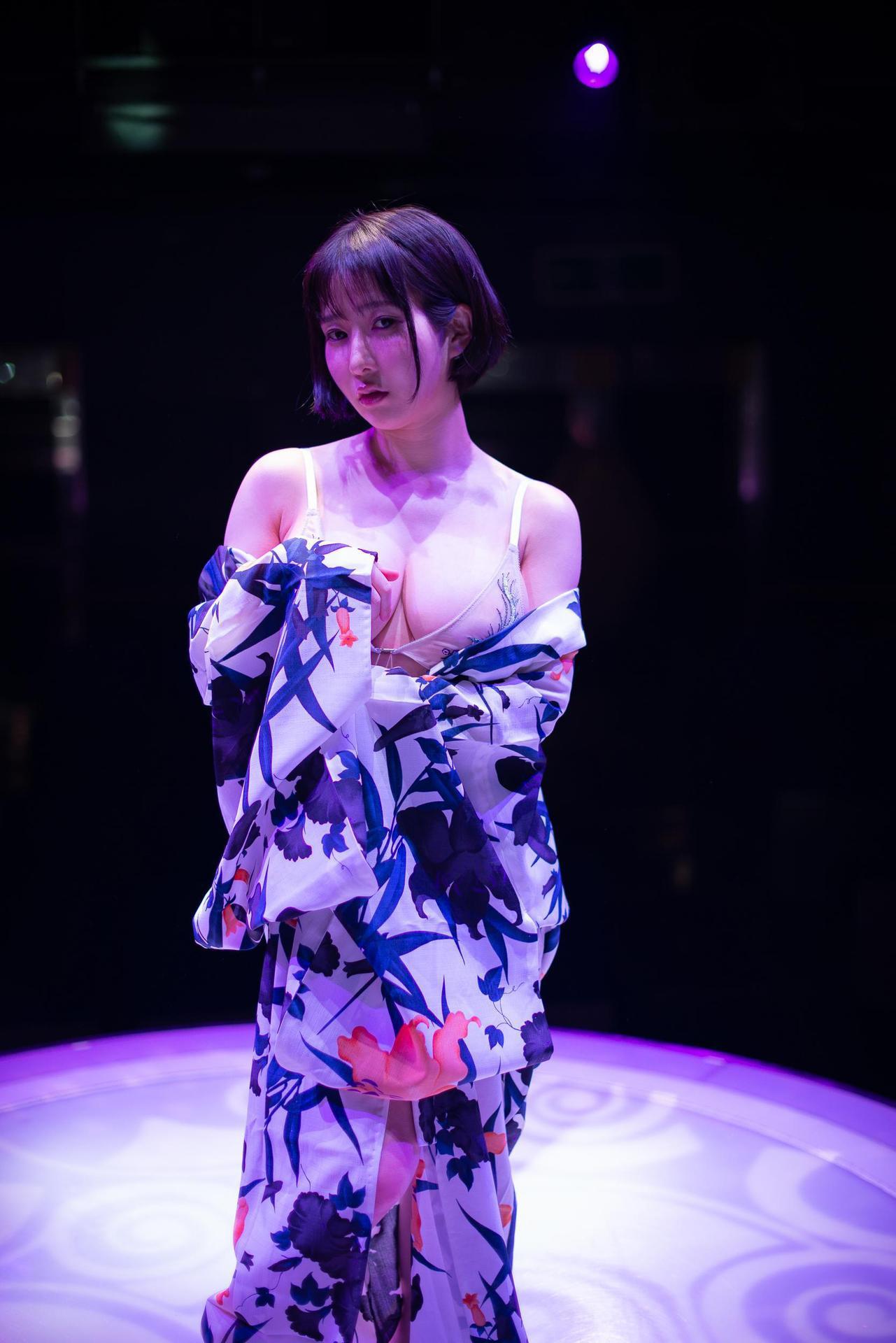 Luna Amemiya 雨宮留菜, デジタル写真集 「~real~Vol.5」 Set.03(21)