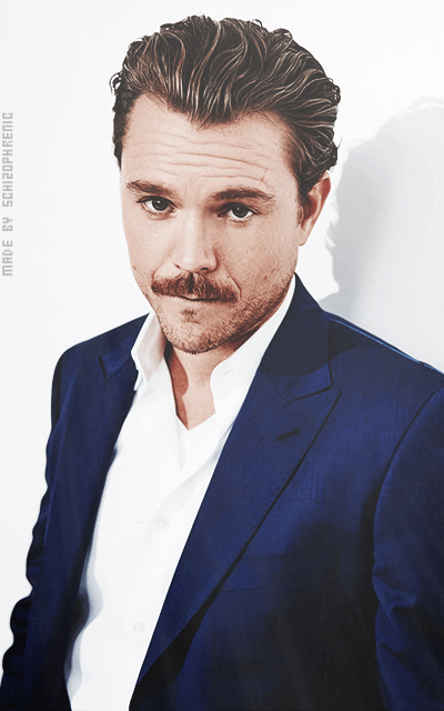 Clayne Crawford 7DEN7IAf_o