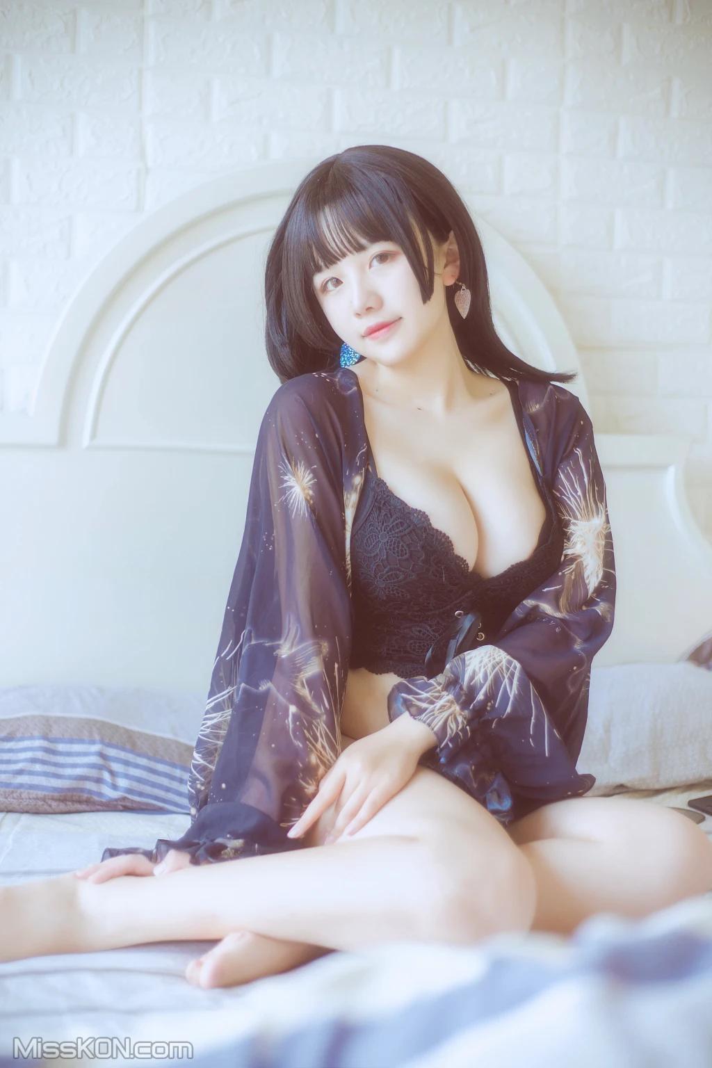 Coser@阿半今天很开心: 黑色吊带 (23 photos)(5)