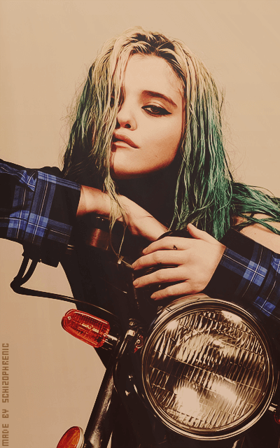 Sky Ferreira 6jlJlrPH_o