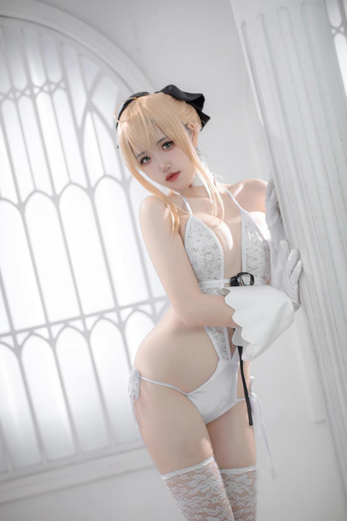 Cosplay 阿薰kaOri – FGO 白Saber(45)