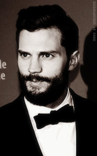 Jamie Dornan Jcj2WlI9_o