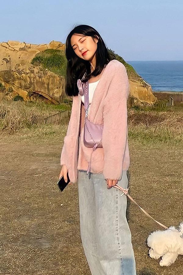 粉嫩的19岁素人美女私拍尺度人体集(2)