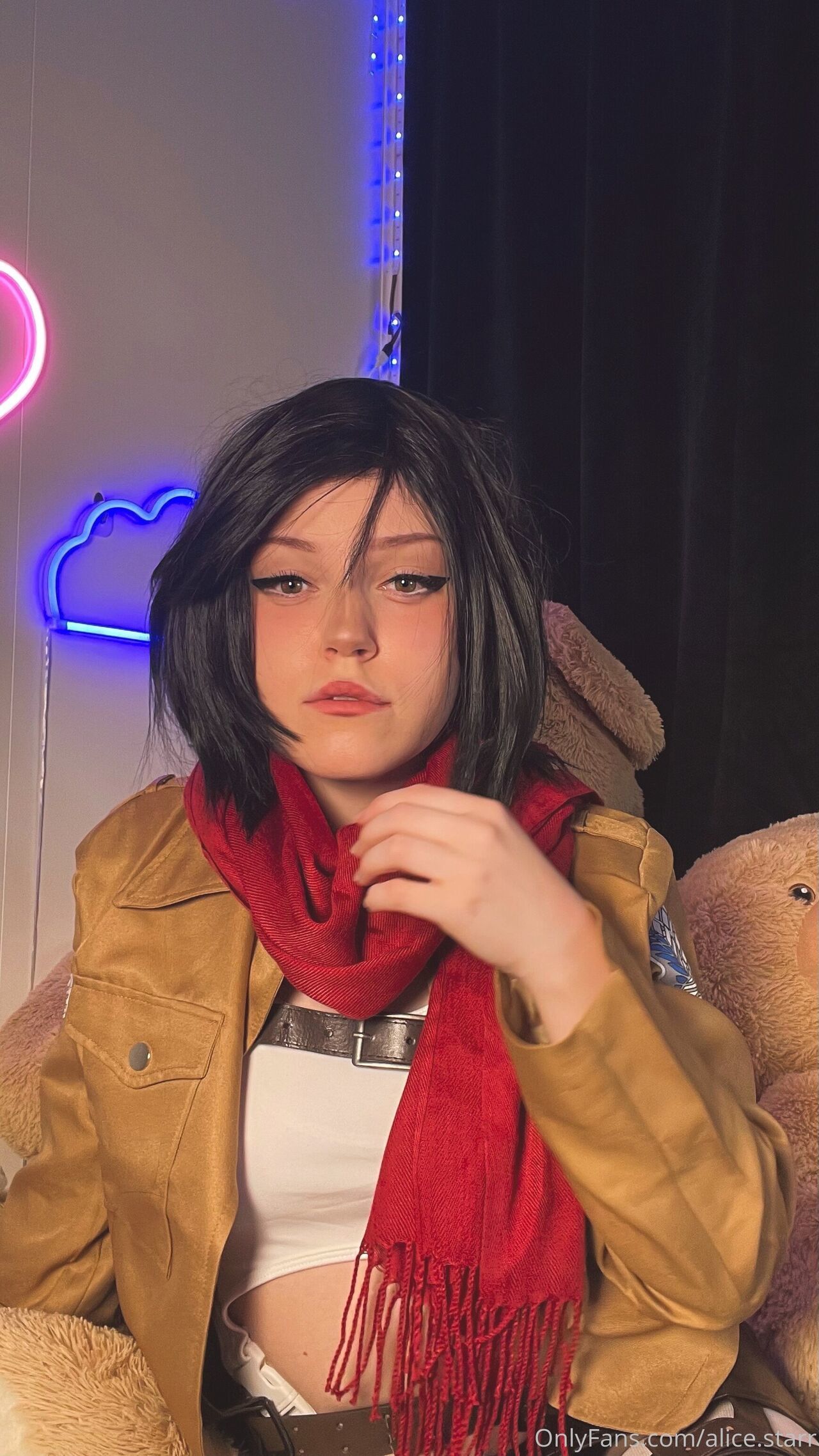 Alice Starr - Mikasa Ackerman