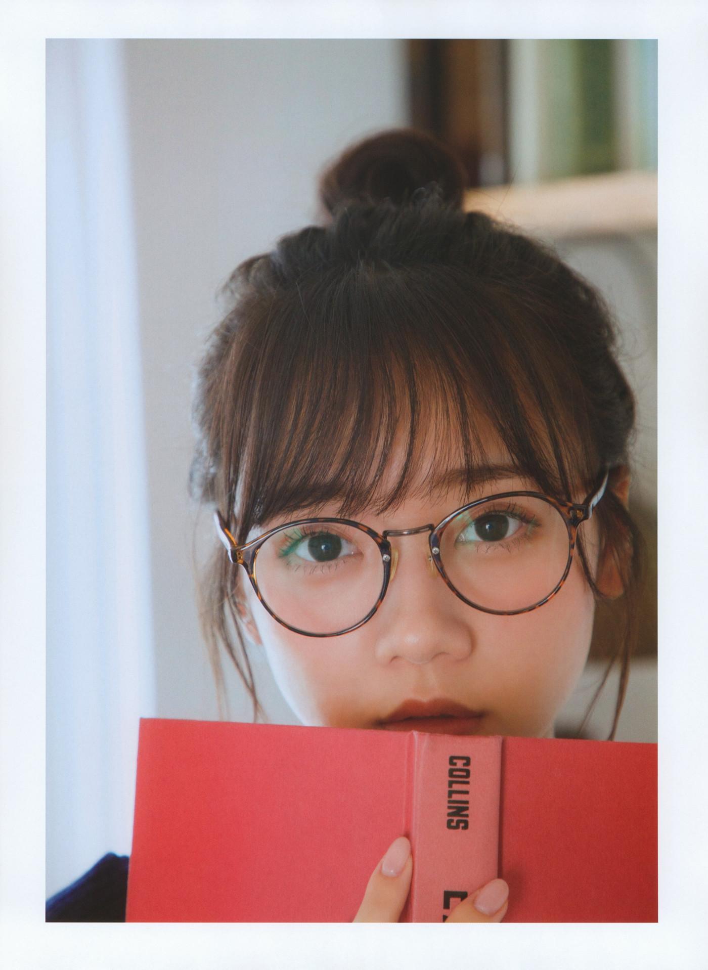 Kyoko Saito 齊藤京子, WHITE Graph 009 Set.03(11)