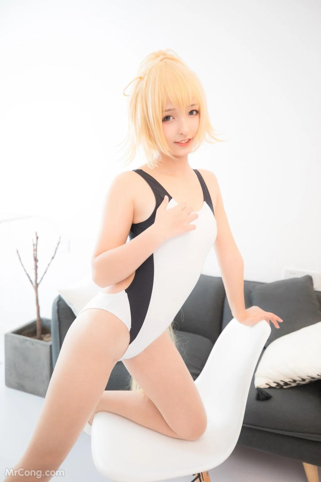 Coser@神楽坂真冬 Vol.036: 电子相册-白贞德《Swimingthedrea》(150 photos)(37)