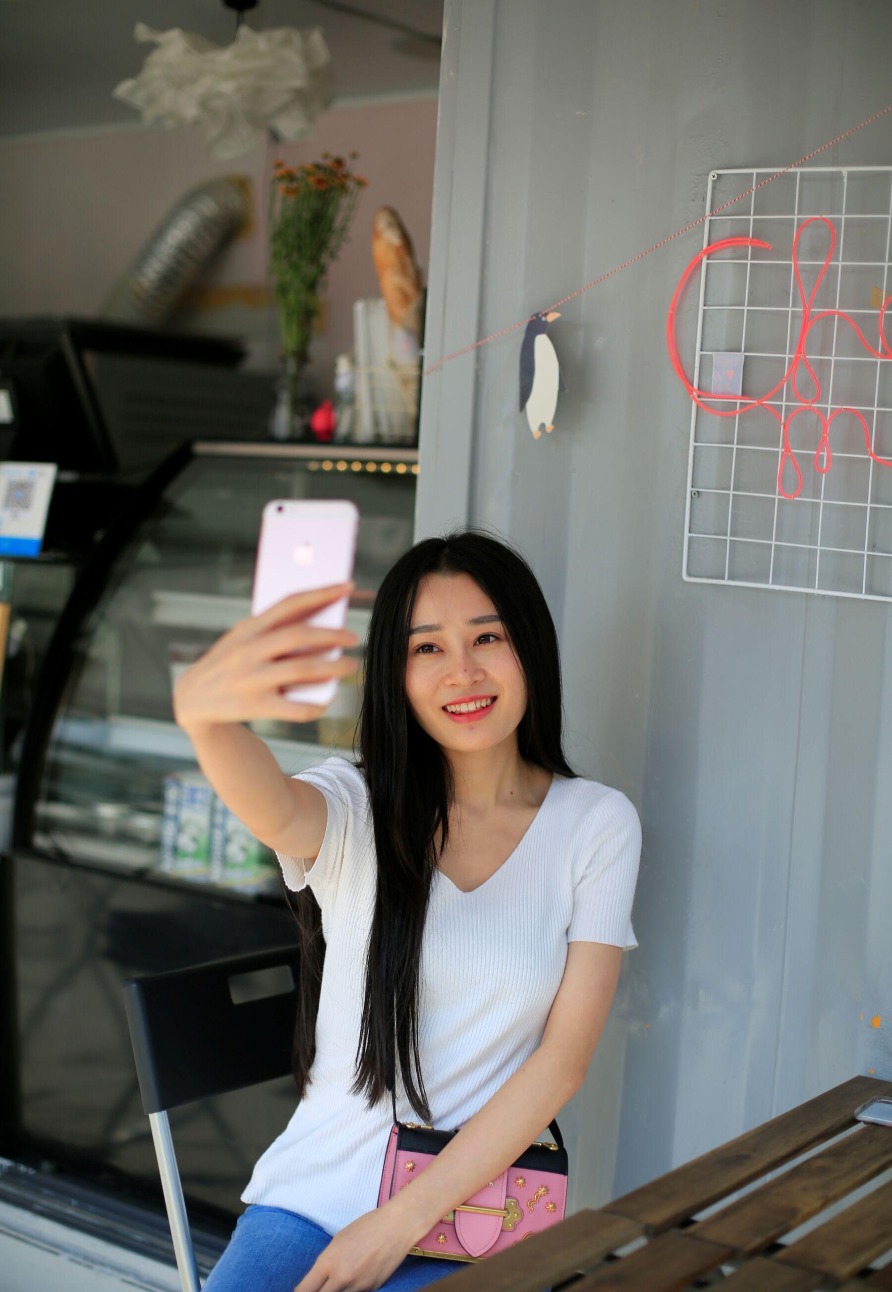 国模套图 素人私房流出(282)