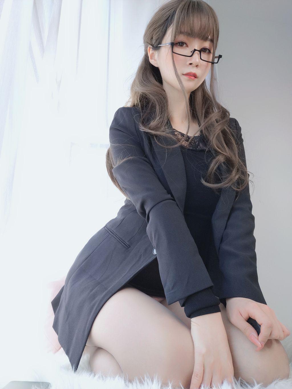 Coser @ 白银 81: 黑 西服 (136 photos)(26)