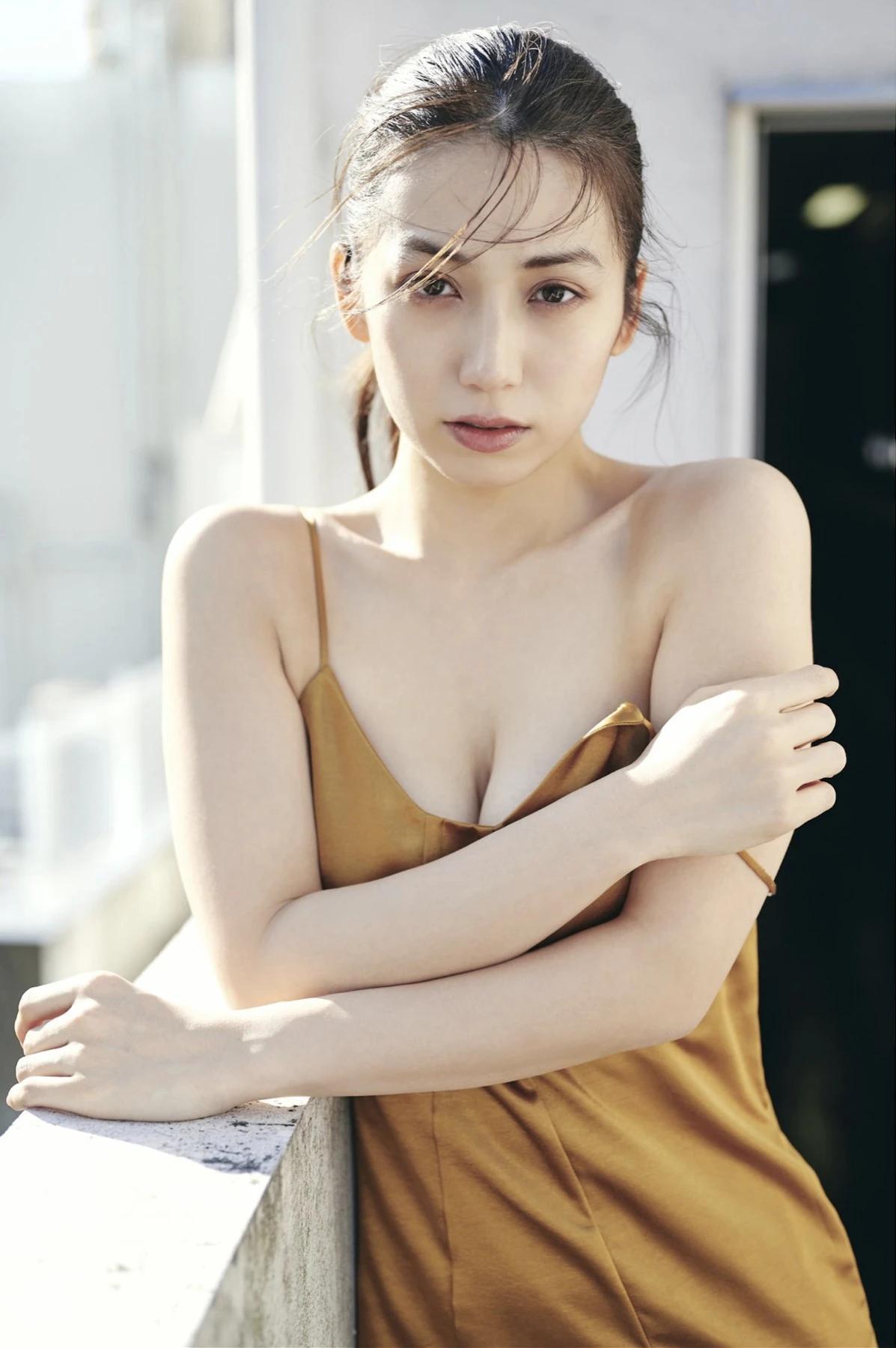 Airi Sato 佐藤あいり, FRIDAYデジタル写真集 「新宿ロンリネス」 Set.02(5)