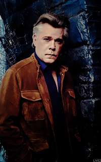 Ray Liotta CcOkqfr1_o