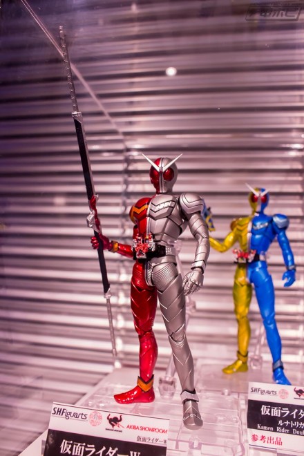 Kamen Rider - S.H. Figuarts (Bandai) - Page 30 0F6RazQm_o