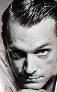 Joel Kinnaman QRFeVTJj_o