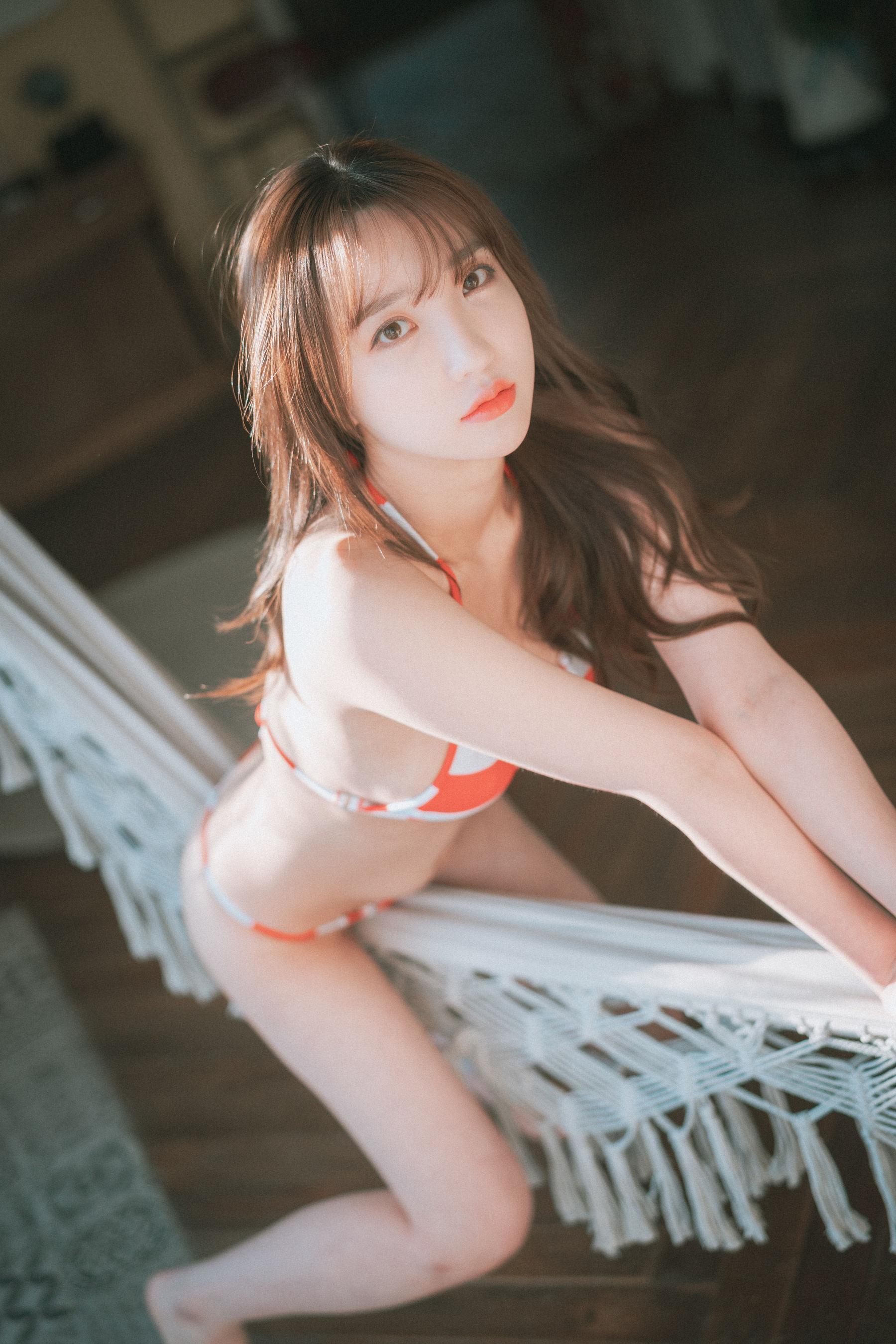 [DJAWA] Yeeun – Bikini Vacation #1 写真套图(78)