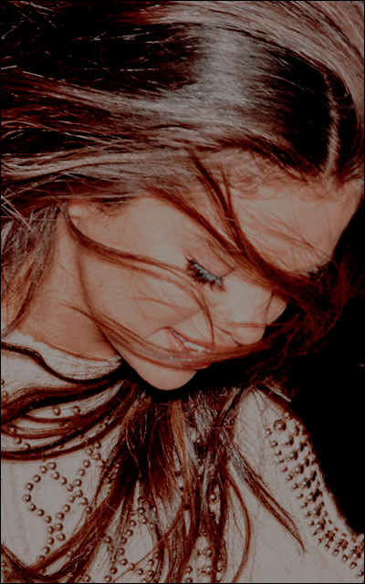 Selena Gomez GvuZXBXJ_o