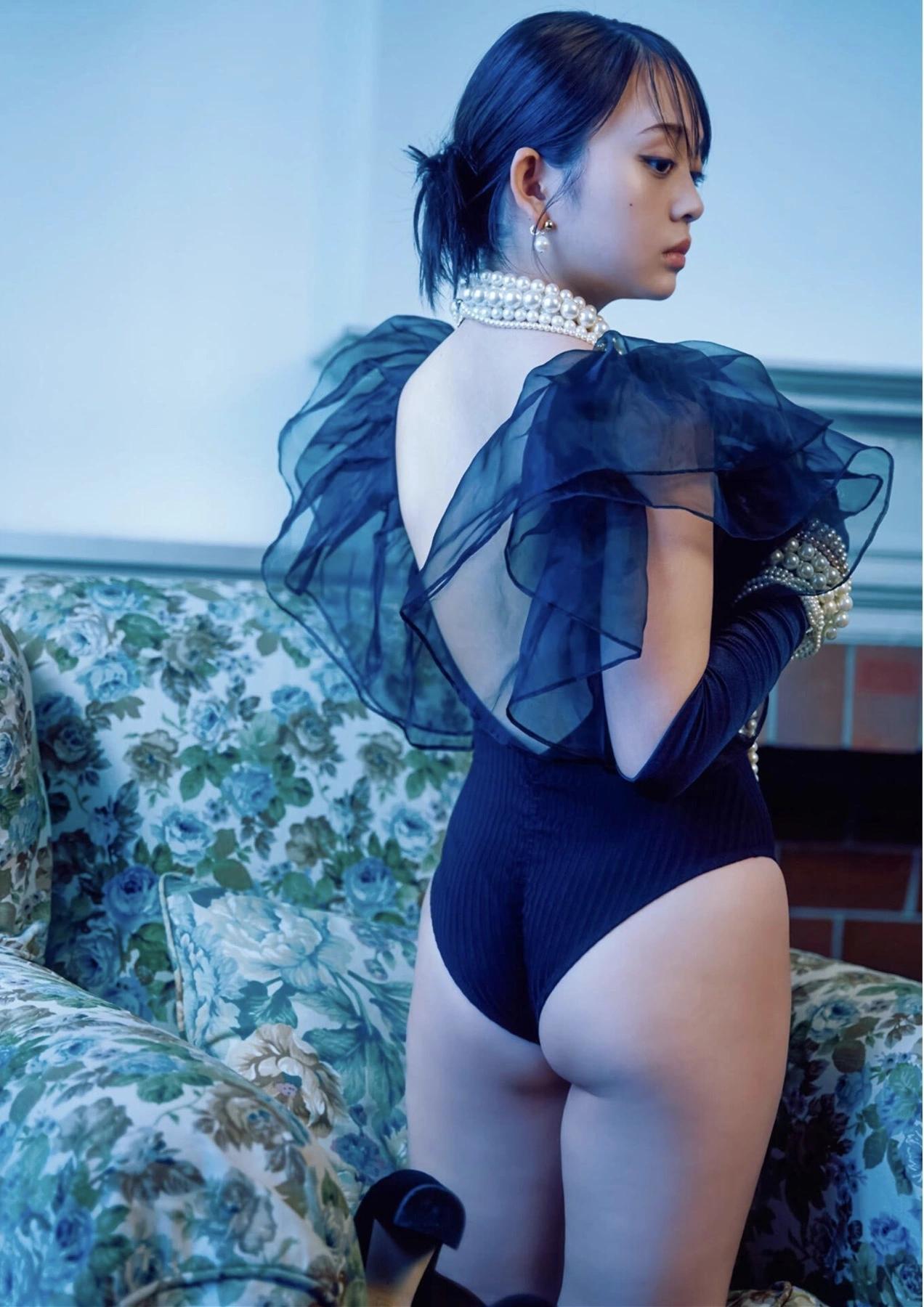Mai Horai 蓬莱舞, B.L.T. 写真集 Monster Round 3(6)