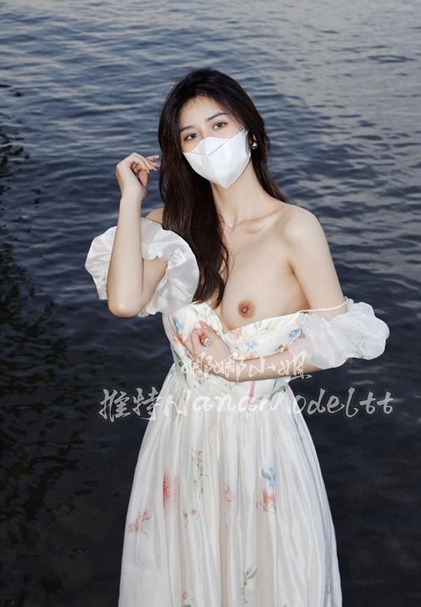 体态修长秀美的娜娜小姐户外私拍唯美合集2(18)