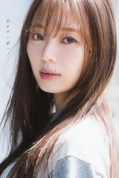 Minami Umezawa 梅澤美波, Shonen Magazine 2021 No.24 (週刊少年マガジン 2021年24号)